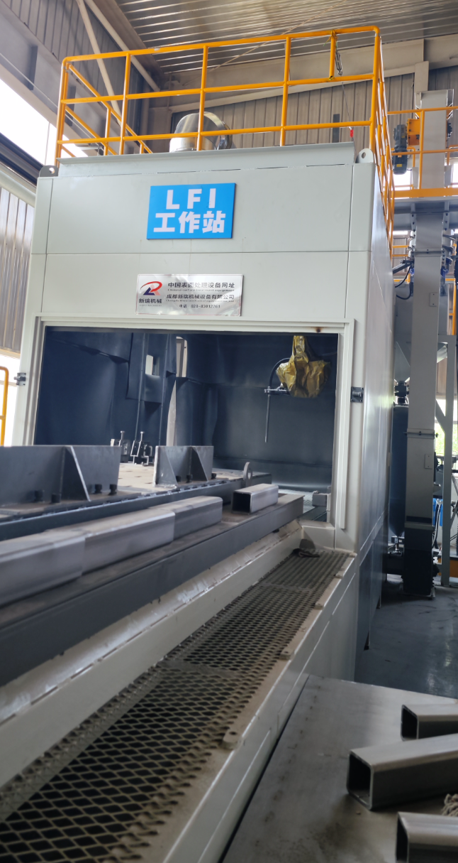 来宾喷砂机在航空航天部件的精密处理